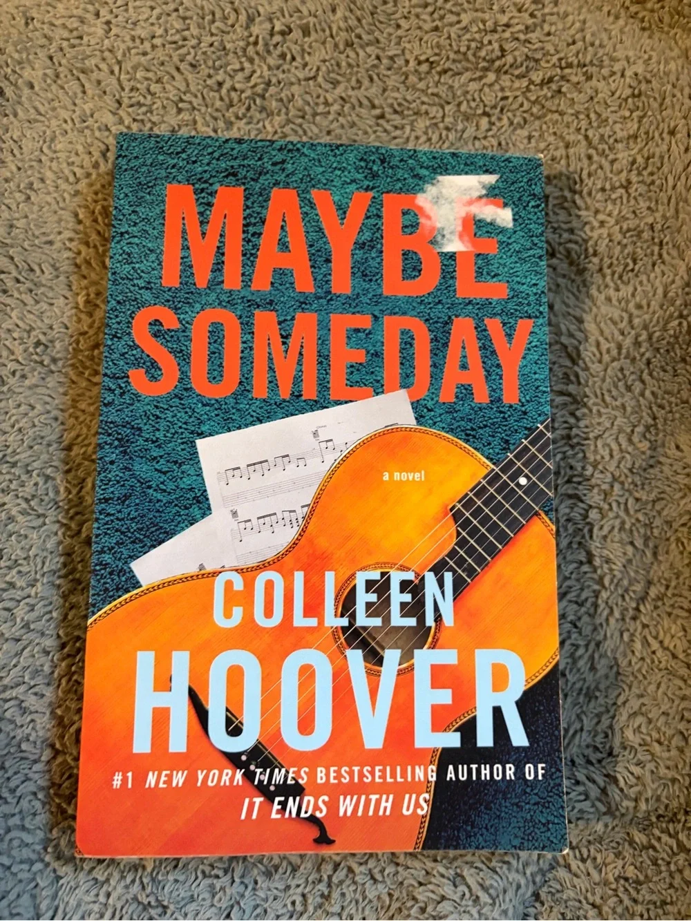 Colleen Hoover 